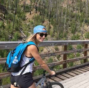 Meet your Posher, Shanel